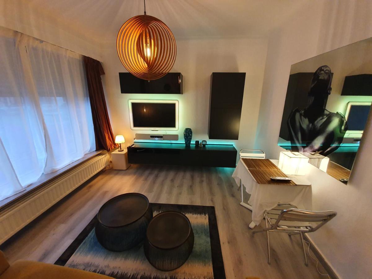 Cosy Corner In Quiet Suburb - All Cars Allowed Amberes Exterior foto