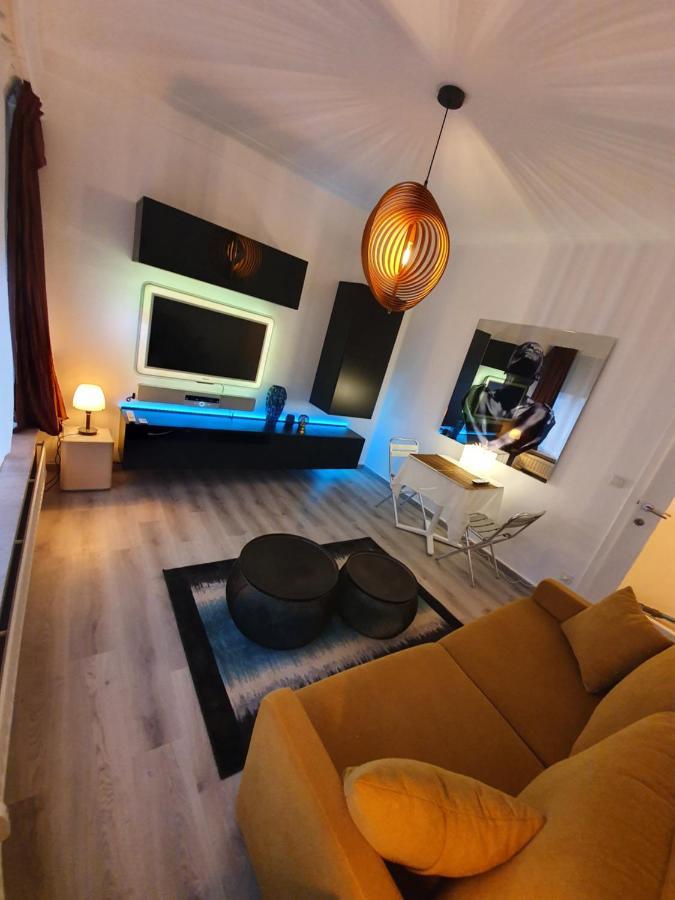 Cosy Corner In Quiet Suburb - All Cars Allowed Amberes Exterior foto